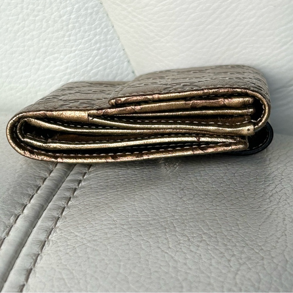 Gucci Wallet Metallic Gold - Picture 13 of 16